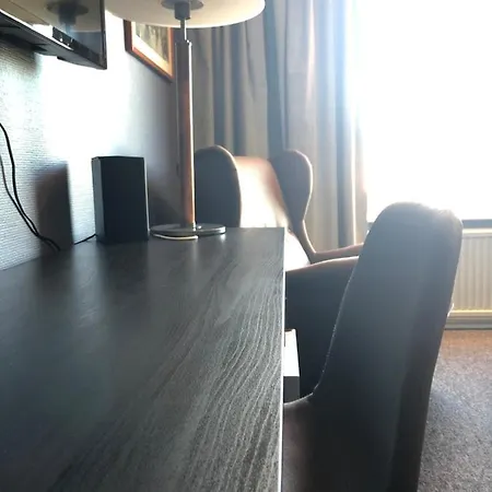 West Side Hotel 3*