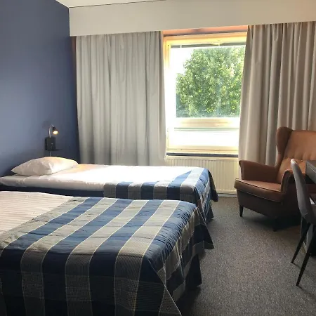 Hotel West Side *