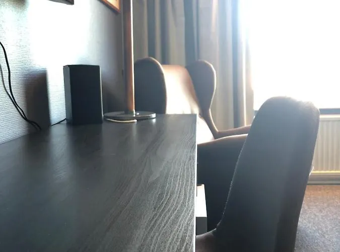 West Side מלון 3*