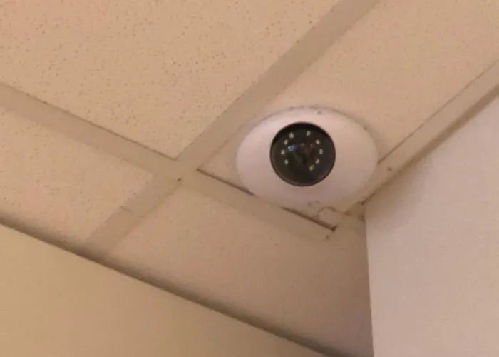 West Side מלון 3*